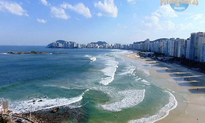 Morro do Maluf Apartment | Foot in the Sand of Pitangueiras