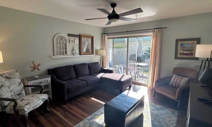 Hilton Head Island House | Forest Beach Townhome - 2BR/1.5 Bath - Pet Friendly - Short Walk to Beach