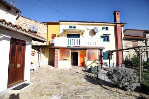 Koper Apartment | Forest Hideaway Suites STAR