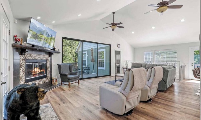 Lake Arrowhead House | Forest Retreat w/Decks, Game Room & Walk to Lake