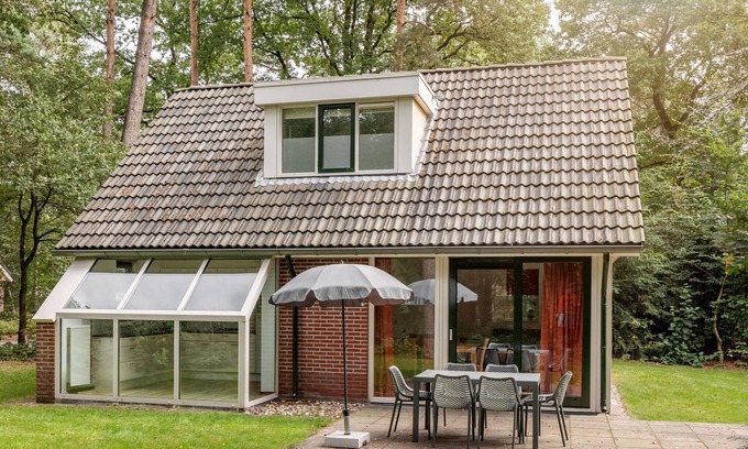 Borger House | Forest Stay with Shared Pool