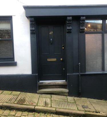 Macclesfield Apartment | Former 16th Century Inn - In the heart of Macclesfield, gateway to the Peaks