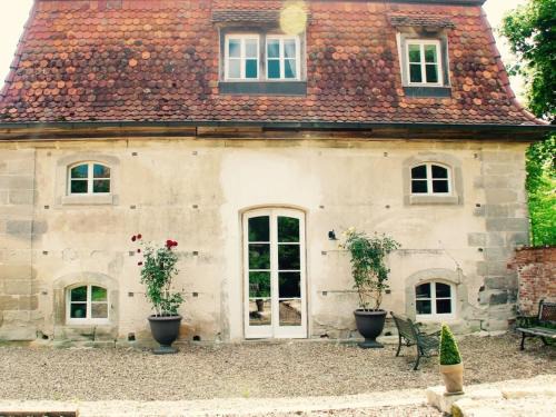 Maroldsweisach House | former wagonry in the castle complex