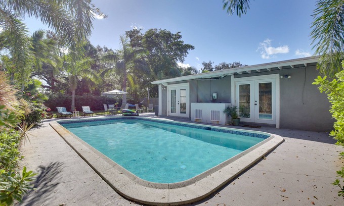 Riverside Park House | Fort Lauderdale Guest House w/Pool: 3 Mi to Dtwn!