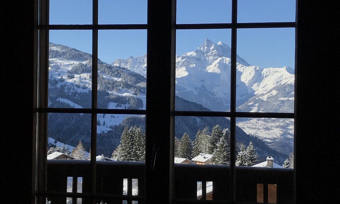 Alpe des Chaux Ski Chalet | Four bedroom chalet in Gryon Switzerland with wonderful views close to ski area