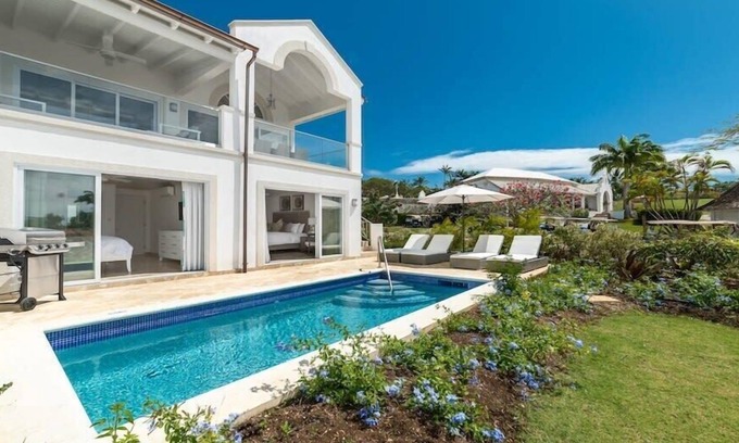 Westmoreland Villa | Four bedroom luxurious Mews Villa in a gated residence
