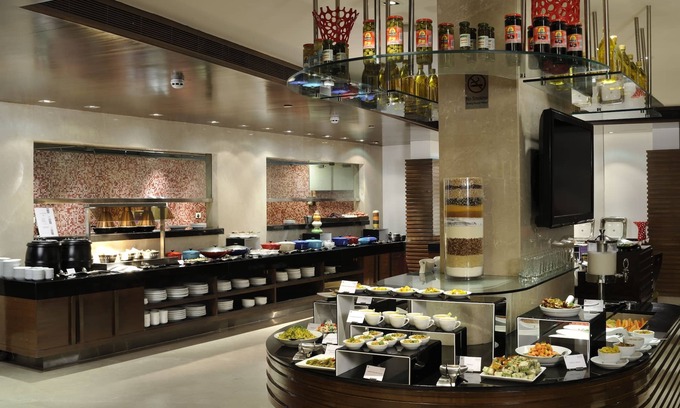 Ellis Bridge Hotel | Four Points by Sheraton Ahmedabad
