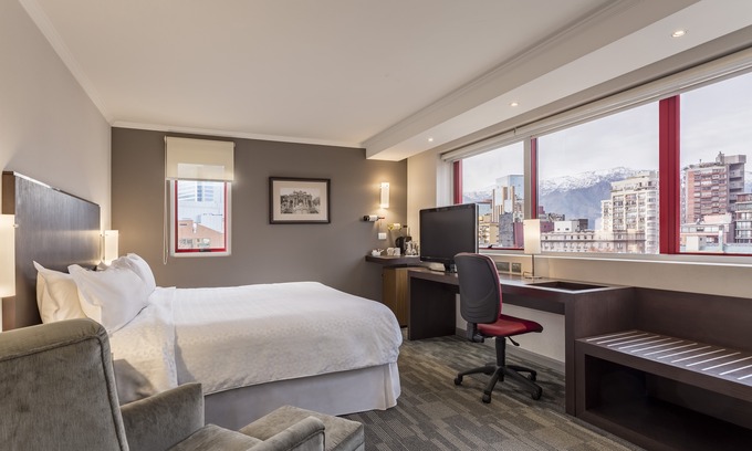 Providencia Hotel | Four Points by Sheraton Santiago