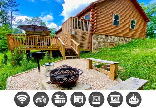 Pigeon Forge House | Foxes' Den Cabin with Private Hot Tub
