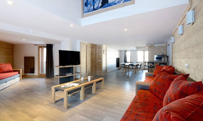 Bellentre Apartment | Spacious Ski-In/Out Apartment with Wellness Area - Renovated & Close to Pistes