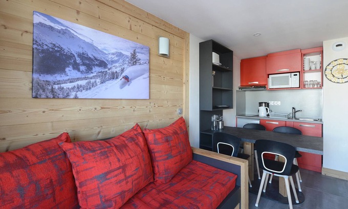 Bellentre Apartment | Renovated apartment - Near slopes 5 pers - Balcony Mont Blanc view
