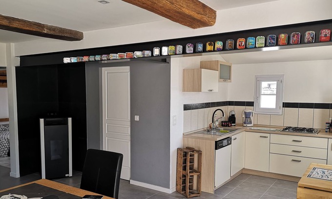 Noirmoutier-en-l'Ile House | Maison au Vieil Calme et Tout Confort Proche des Commodités à 400 m des Plages