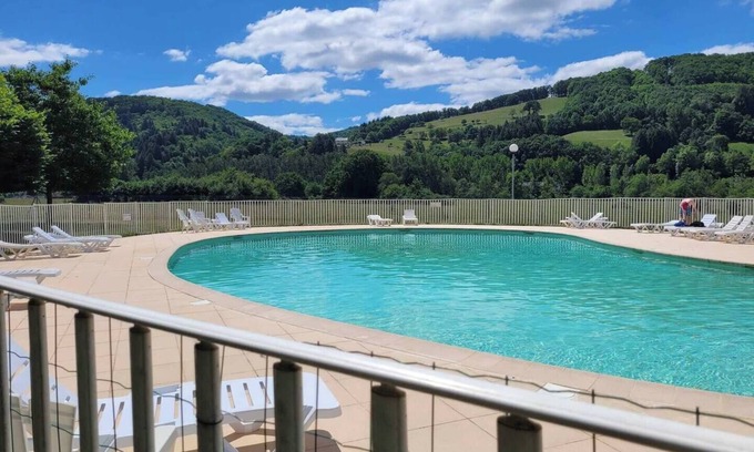 Saint-Geniez-d'Olt House | Relaxation at the foot of Aubrac