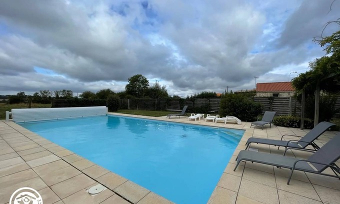 Saint-Martin-des-Tilleuls House | 95 m² House ∙ 3 bedrooms ∙ 6 guests