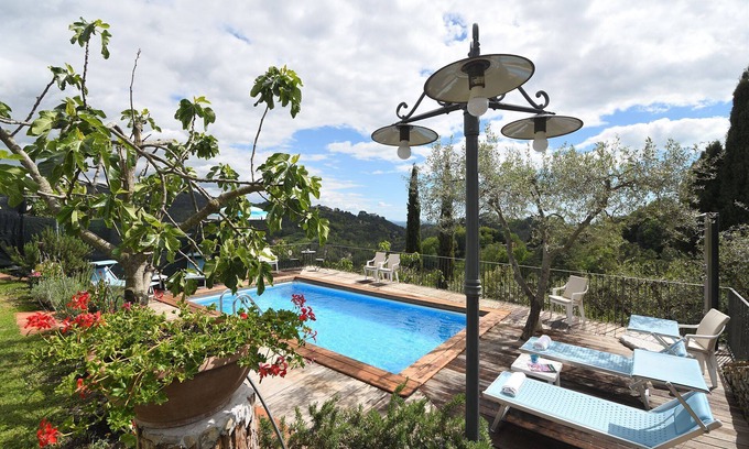 Licetro Apartment | Francesca 1, Villa Ricetro, Camaiore, Lucca and Viareggio