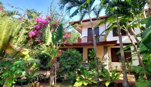San Pedro Apartment | francia borjal 3-bedroom, 2 t&b shared apartment