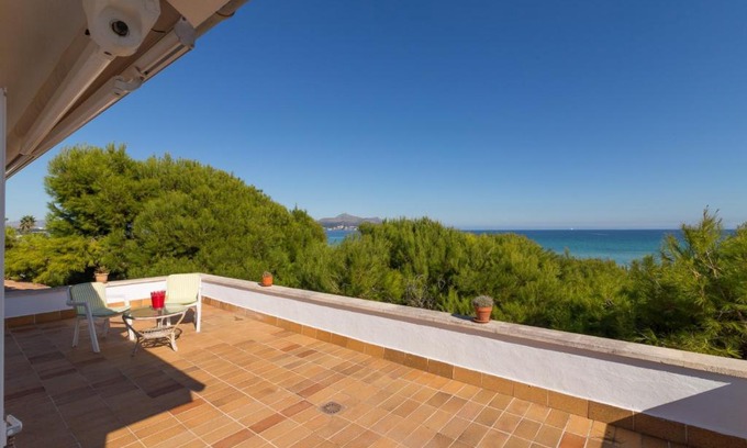 Muro Villa | Franciscus