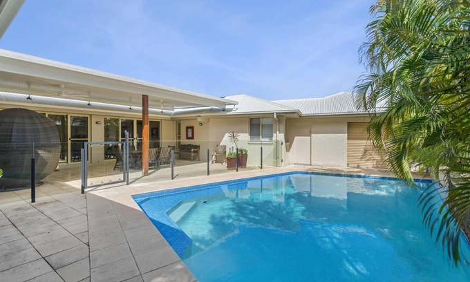 North Creek House | Frangipani Hideaway - Generous Family With Pool