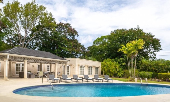 Sandy Lane Villa | Franklins House | Beach View - Located in Stunning Sandy Lane with Private Pool