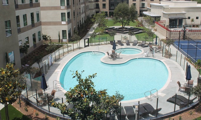 Bressi Ranch Condo | Free Breakfast Included! Pool & Hot Tub Access. Great Location!