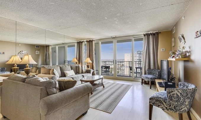 North Ocean City Condo | FREE DAILY ACTIVITIES & LINENS INCLUDED*! 2bed/2bath Quayh condo available for a mini-week!