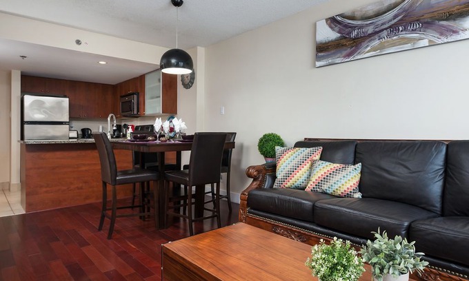International District Condo | FREE INDOOR PARKING ....FURNISHED COZY SUITES IN Old MTL!!!!
