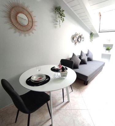 Affori Apartment | Free Parking Tiny House Wifi Netflix 15 Minuti dal Duomo