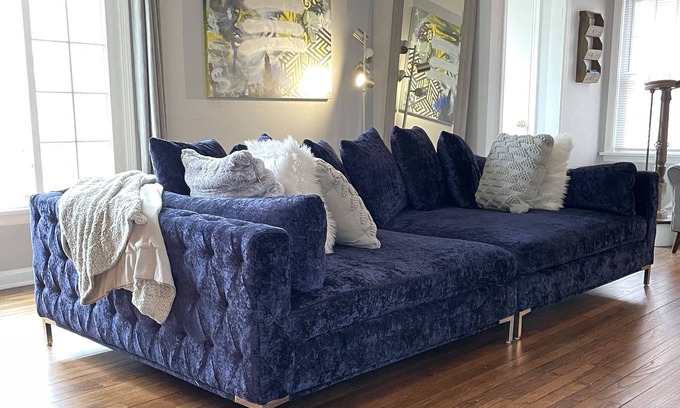 University Heights House | Free 🍷 with stylish Suburban Home