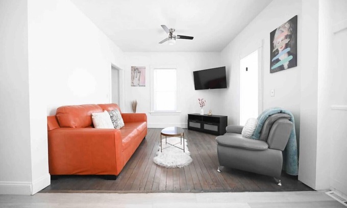 Ansonia Apartment | FRESHLY RENOVATED 2 BR APARTMENT!