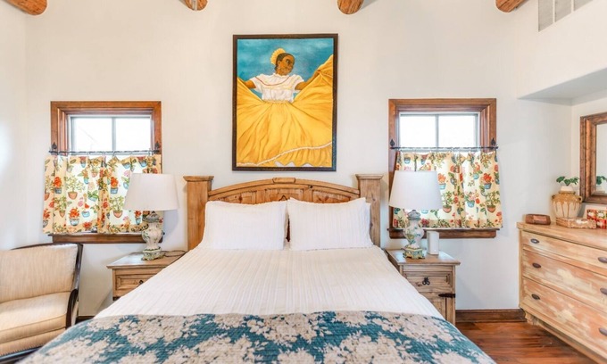 Central Oklahoma City Apartment | Frida at El Sueño