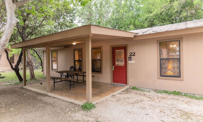 Sabinal Cabin | Frio Country Resort - Within walking distance to the Frio River!