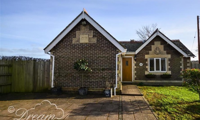 Dorchester House | Frome Lodge House