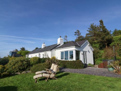Rhyd-y-clafdy House | Fron Olau