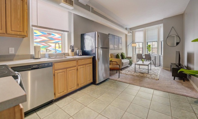 Gateway District Apartment | Frontdesk | 2 BR Apt by the Wolstein Center