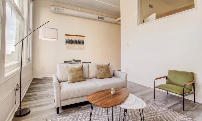 Mile Square Apartment | Frontdesk | 2 BR Apt near Indiana State Fairground