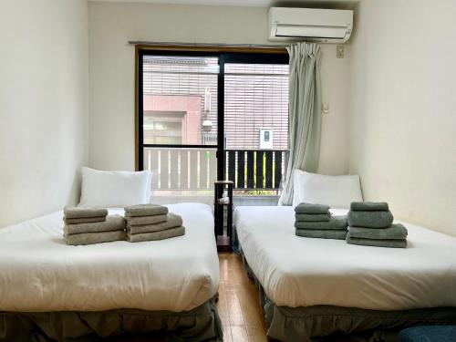Hyakunincho Apartment | Fuji Flat 新大久保駅から徒歩20秒 新宿駅も徒歩15分 有名レストラン多数 歌舞伎町も歩いて行けます