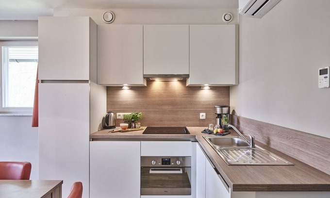 Houthalen Apartment | Fully equipped apartment for larger groups