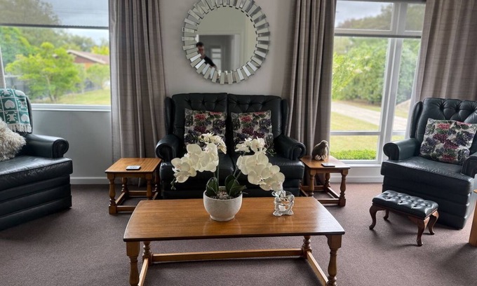 Blenheim Cottage | Fully equipped Crofters Cottage for up to 6 people