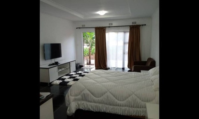 Lusaka Apartment | Fully furnished exclusive Studio