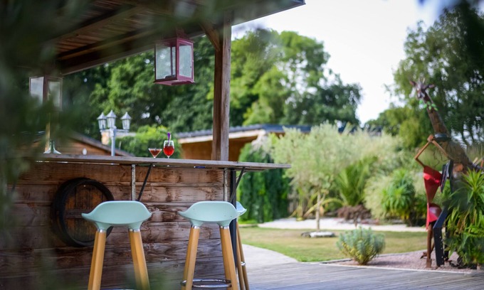 Pleguien House | Fully renovated farmhouse with swimming pool and Jacuzzi, 10 minutes from the sea