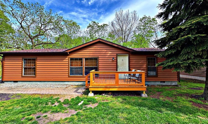 Put-in-Bay House | Fun Group Villa w/3 Bedrooms & 2 Baths in the Island Club - Sleeps 10 - IC74