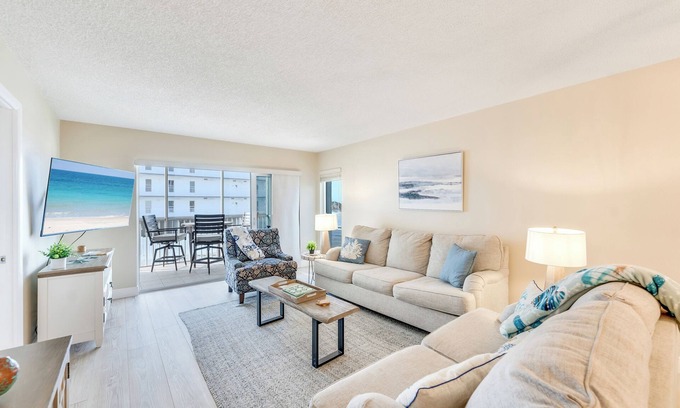 South Island Condo | FUN IN THE SUN! FAMILY ISLAND BEACHFRONT VACATION CONDO! SANDCAPER 207!