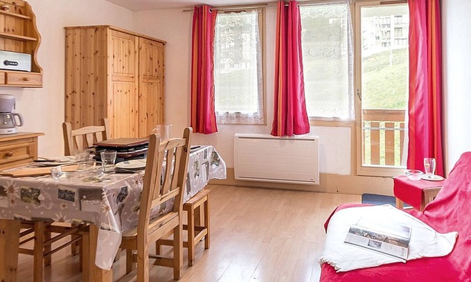 Les Bruyeres Apartment | Functional Studio · Slope-Side Access · Balcony with Mountain Views
