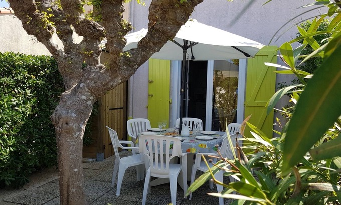 Saint-Georges-de-Didonne House | Furnished tourist accommodation * "Pointe des Vallières" near Chéque-Vacances beaches ok