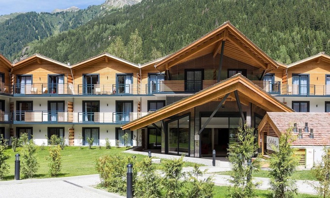 Les Tines Apartment | Furnished Apartment in an attractive town