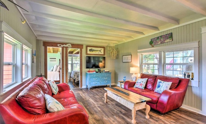 Cedar Lane House | Furnished Deck and Dock Renovated Sargent Cabin!