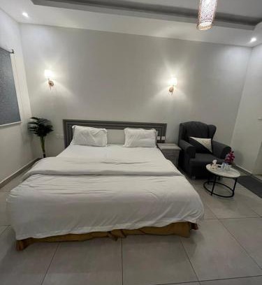 Al Khobar Apartment | Furnished Studio at Al Khobar - Near to Rashid Mall