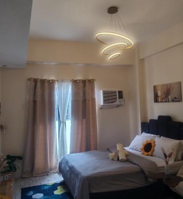 Minglanilla Apartment | Fyangz Mini Karaoke Condo Staycation