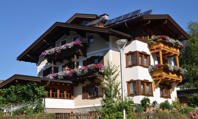 Schonbach House | Gästehaus Brugger