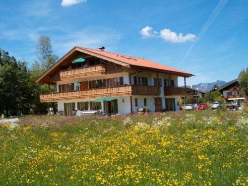 Kruen Apartment | Gästehaus Bernhard